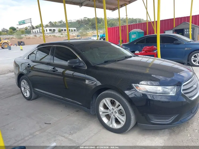 2018 FORD TAURUS SE