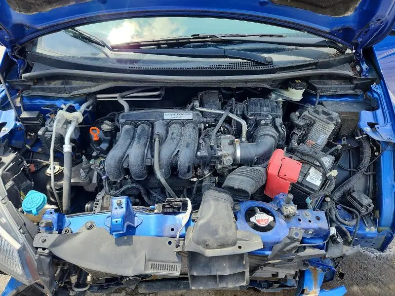 2015 HONDA FIT LX  