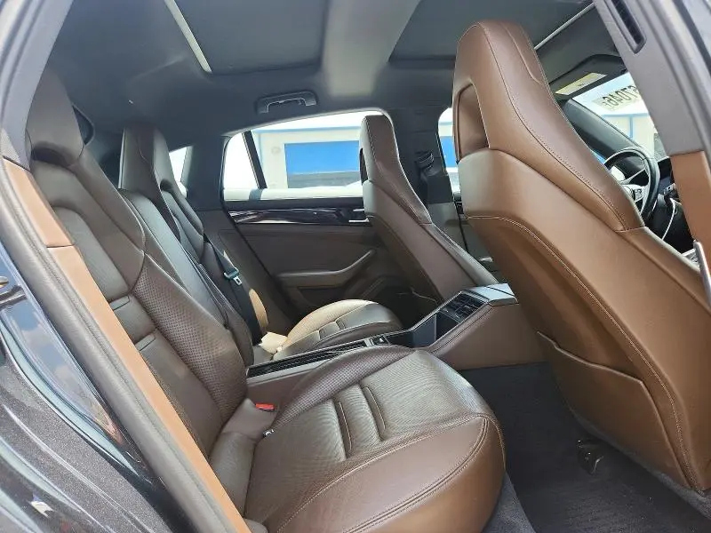 2018 PORSCHE PANAMERA 4S  