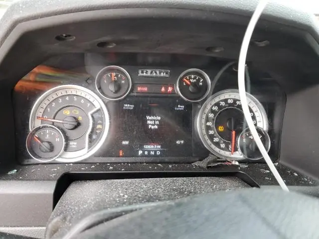 2016 RAM 1500 SLT