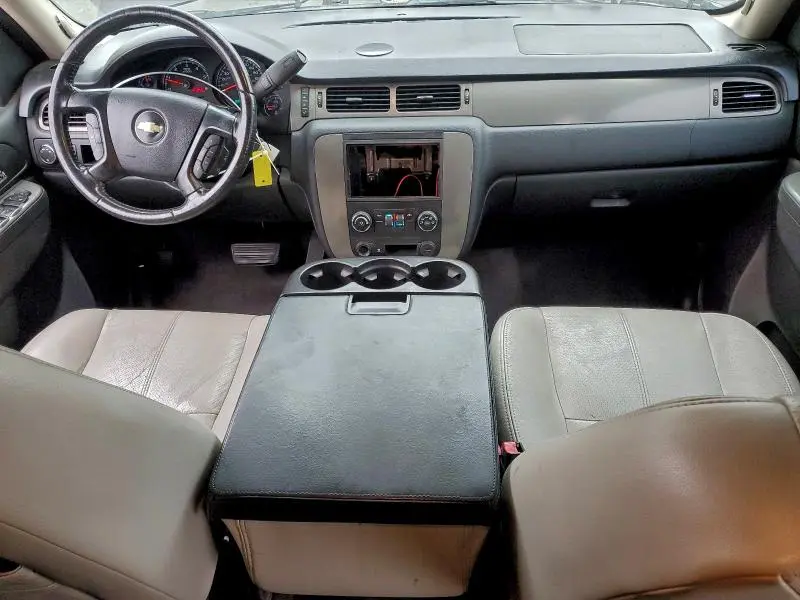 2010 CHEVROLET TAHOE C1500 LS  