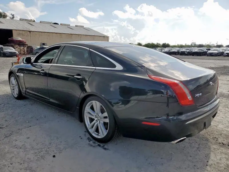 2012 JAGUAR XJL   