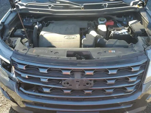 2017 FORD EXPLORER XLT  