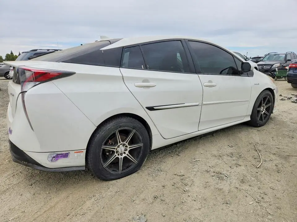 2016 TOYOTA PRIUS FOUR  