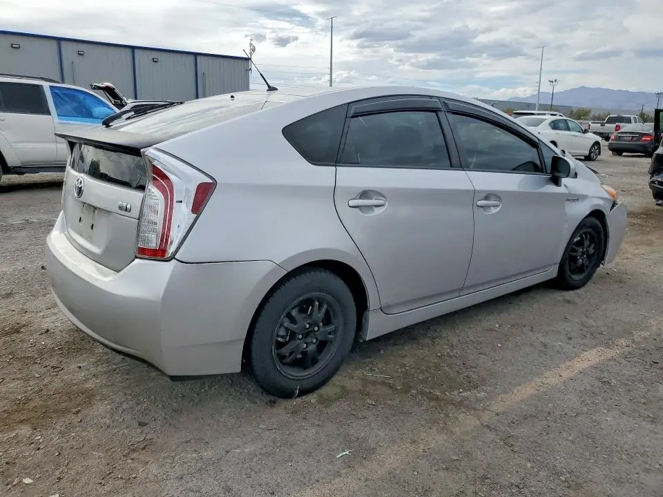2012 TOYOTA PRIUS TWO  