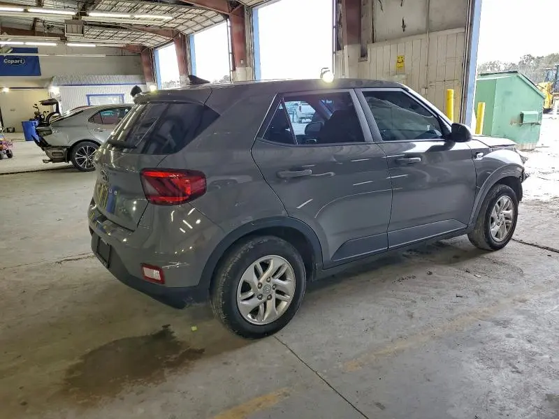 2021 HYUNDAI VENUE SE  