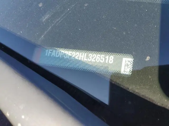 2017 FORD FOCUS SE  