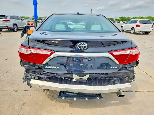 2016 TOYOTA CAMRY XLE  