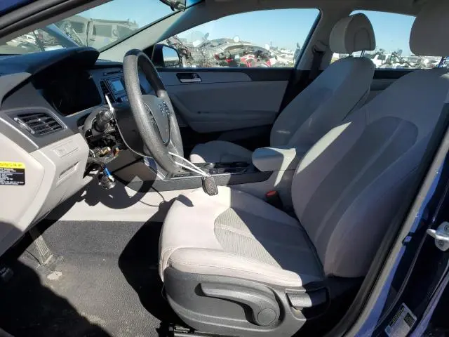 2017 HYUNDAI SONATA SE  