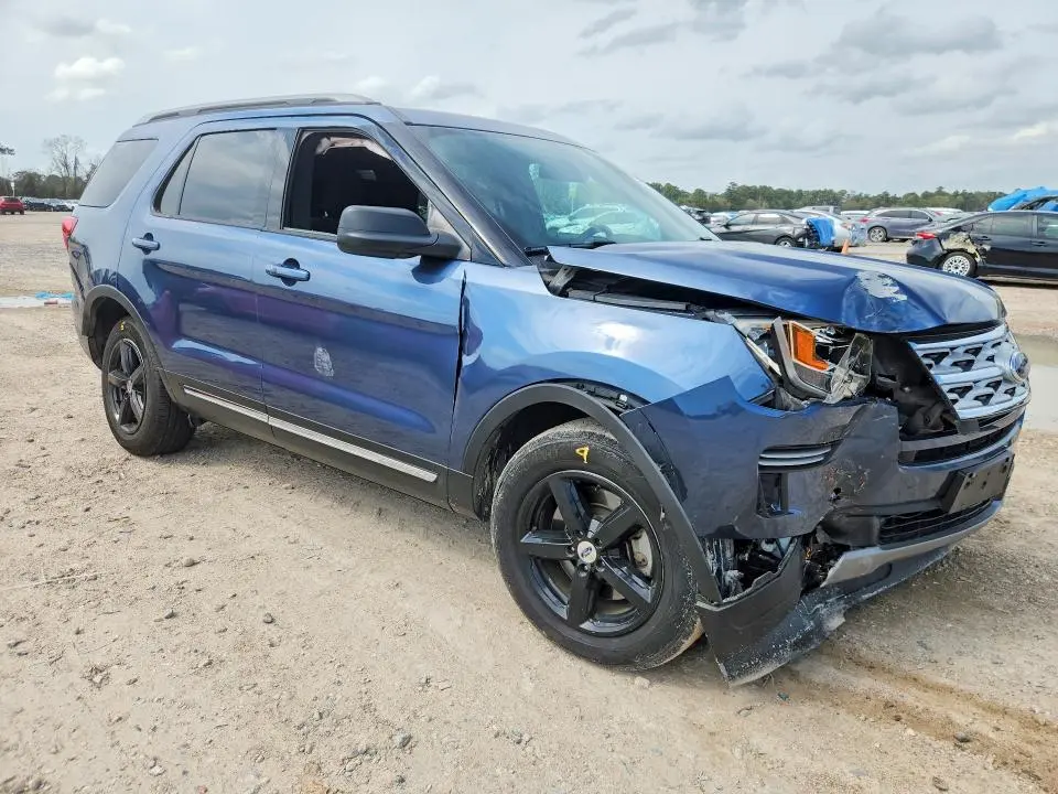 2019 FORD EXPLORER XLT  