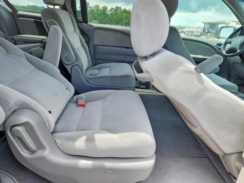 2010 HONDA ODYSSEY LX  