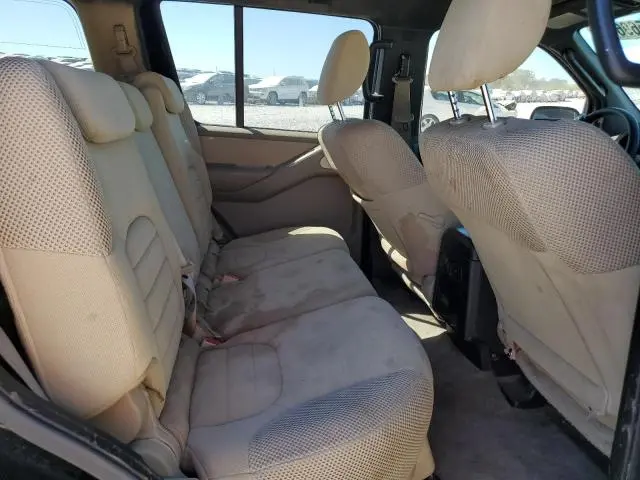 2010 NISSAN PATHFINDER S  