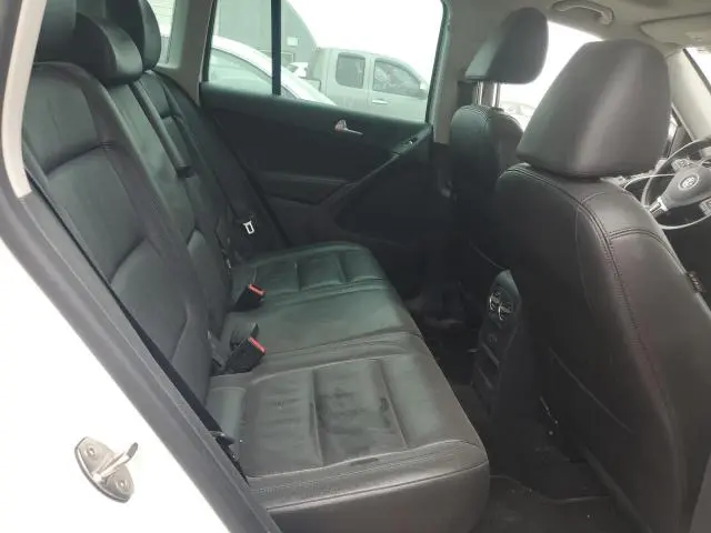2017 VOLKSWAGEN TIGUAN SPORT  