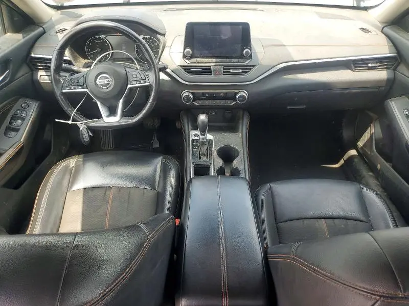 2022 NISSAN ALTIMA SR  