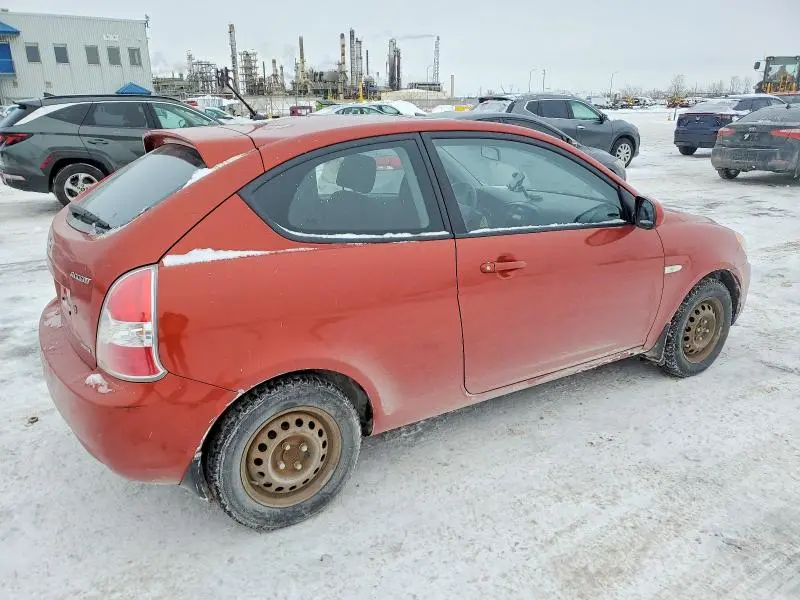 2010 HYUNDAI ACCENT SE  