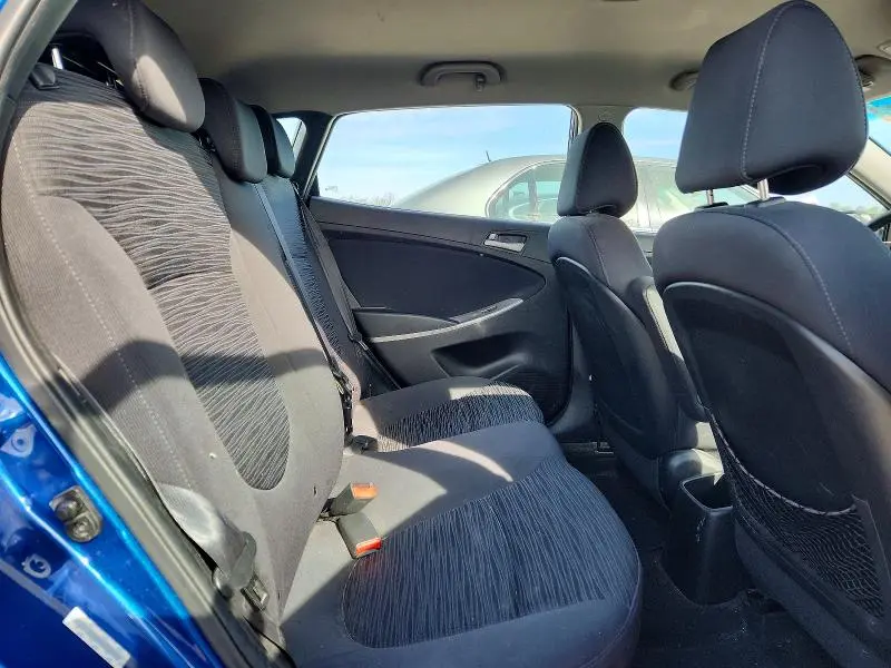 2015 HYUNDAI ACCENT GS  