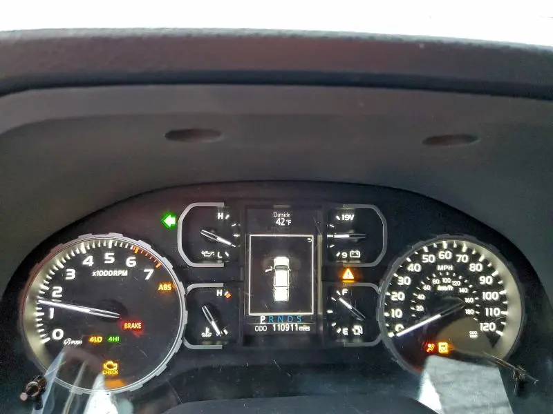 2021 TOYOTA TUNDRA CREWMAX SR5  