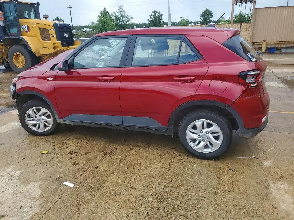 2025 HYUNDAI VENUE SE  