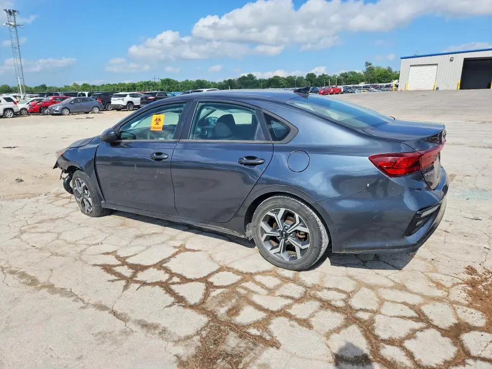 2021 KIA FORTE LXS  