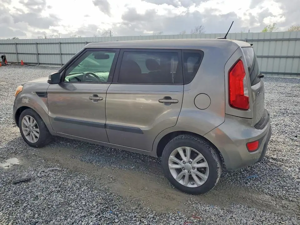 2012 KIA SOUL +  