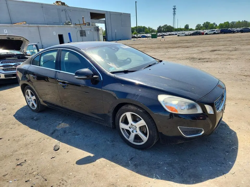 2013 VOLVO S60 T5  