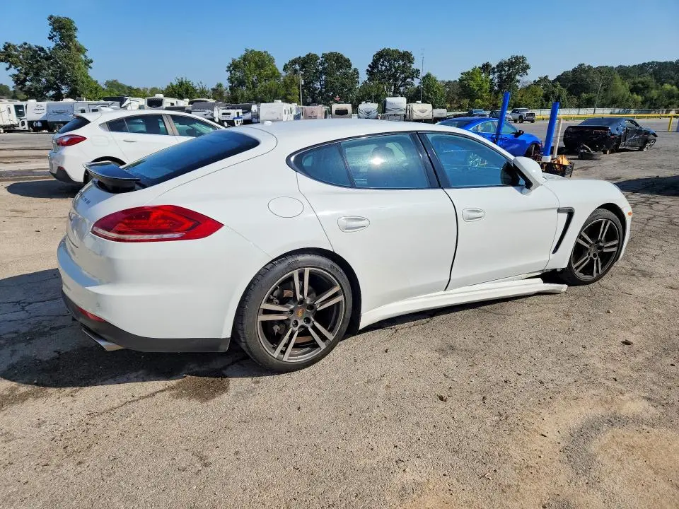 2014 PORSCHE PANAMERA 2  