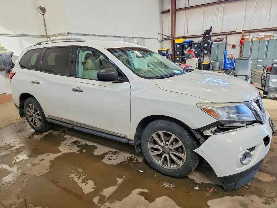 2014 NISSAN PATHFINDER S  