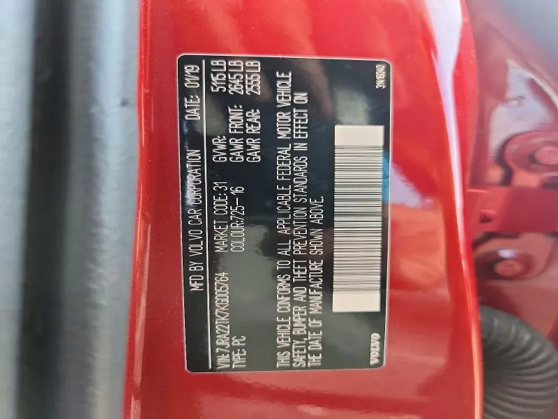 2019 VOLVO S60 T6 MOMENTUM  