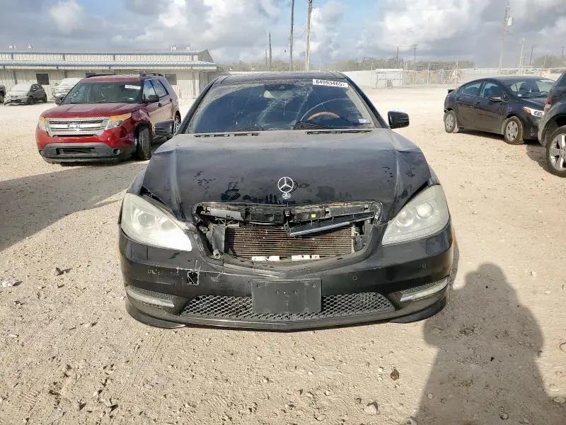 2011 MERCEDES-BENZ S 550  