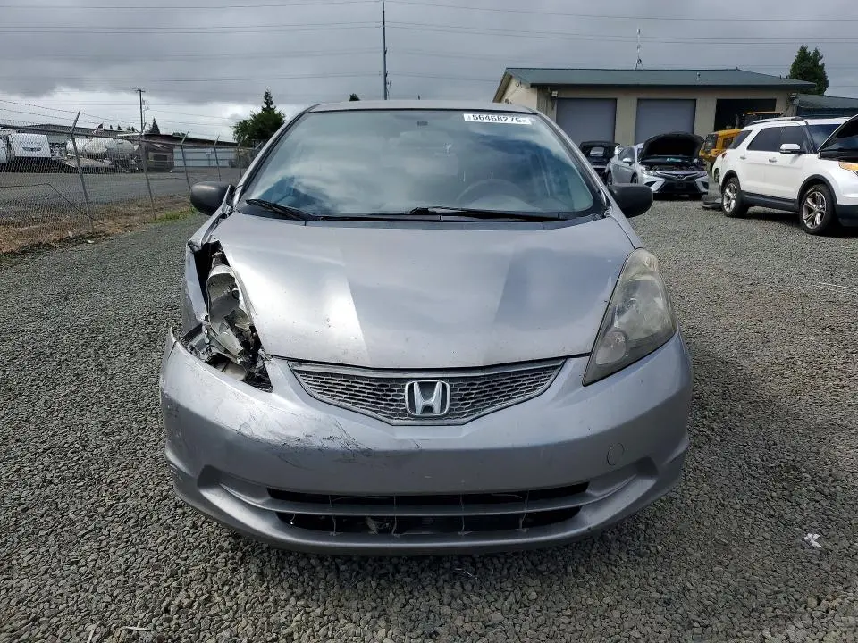 2010 HONDA FIT   