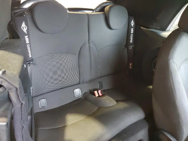 2010 MINI COOPER S  