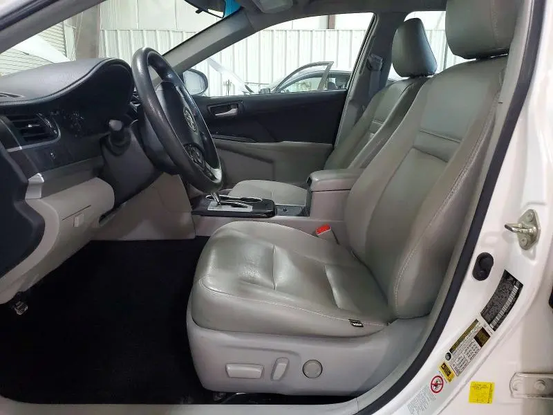 2014 TOYOTA CAMRY LE  