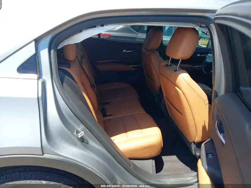 2023 CADILLAC XT4 FWD PREMIUM LUXURY
