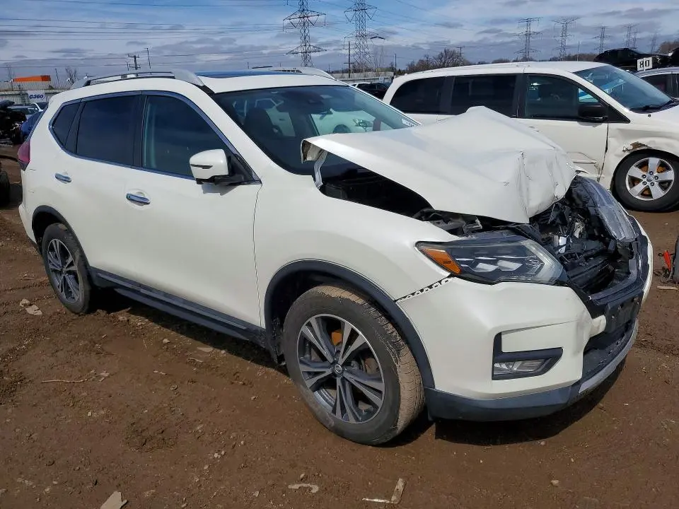 2017 NISSAN ROGUE SL  