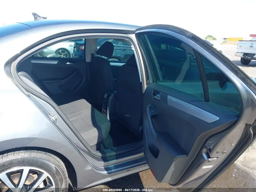 2016 VOLKSWAGEN JETTA 1.4T SE
