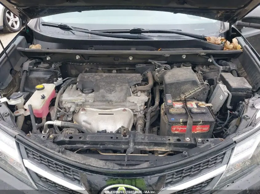 2014 TOYOTA RAV4 XLE