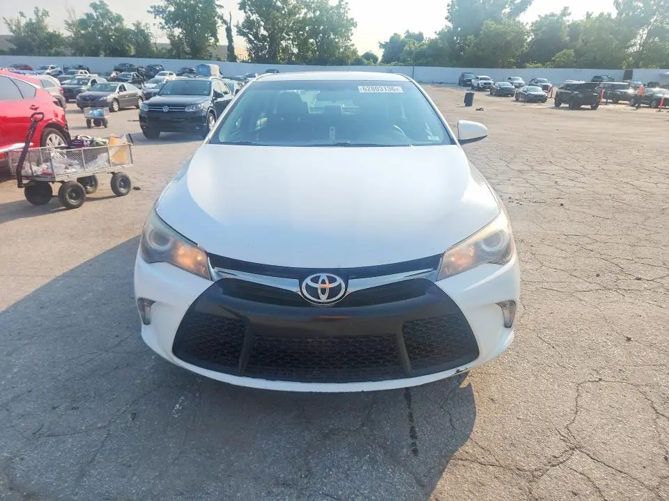 2017 TOYOTA CAMRY SE  