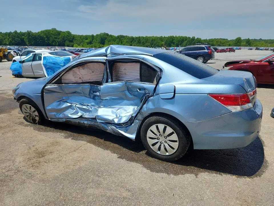 2011 HONDA ACCORD LX  