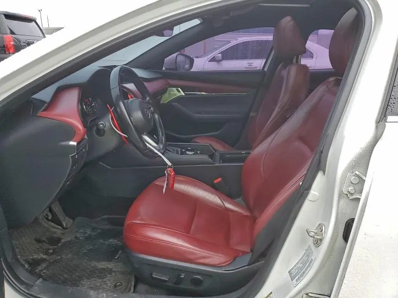 2022 MAZDA 3 PREMIUM  