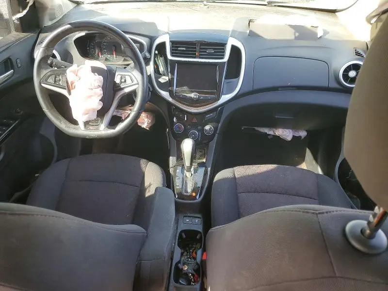 2019 CHEVROLET SONIC LT  
