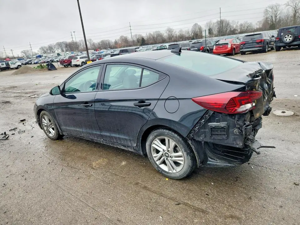 2020 HYUNDAI ELANTRA SEL  