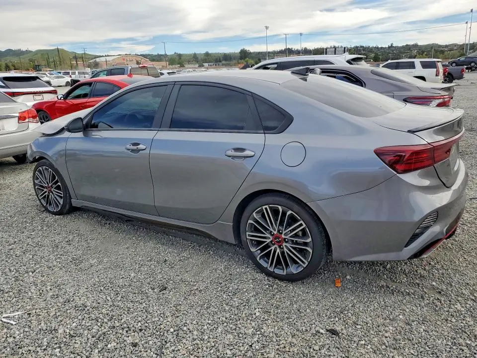 2023 KIA FORTE GT  