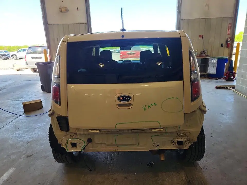 2011 KIA SOUL !  