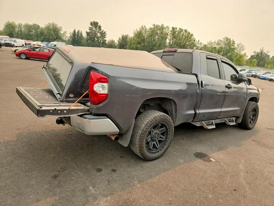2015 TOYOTA TUNDRA SR5  