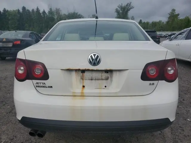 2010 VOLKSWAGEN JETTA SE  