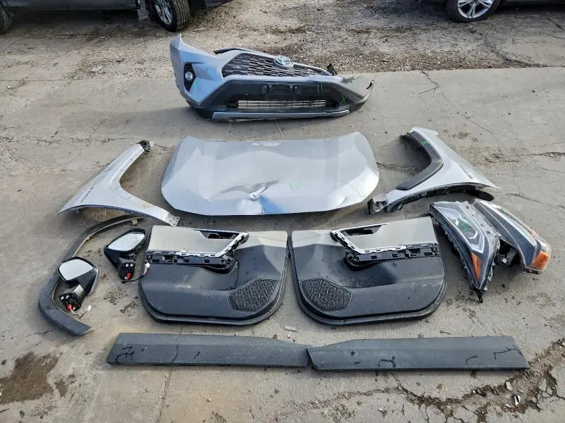 2021 TOYOTA RAV4 LIMITED  