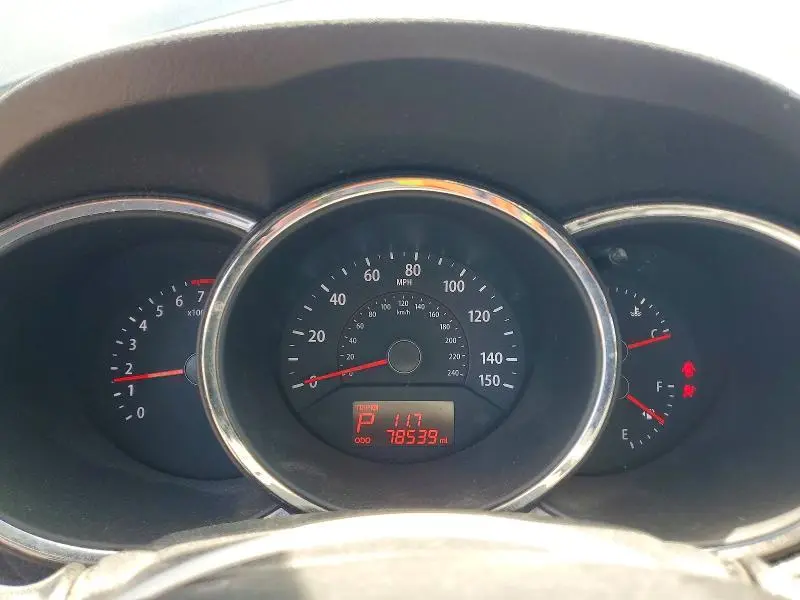 2012 KIA SORENTO LX  