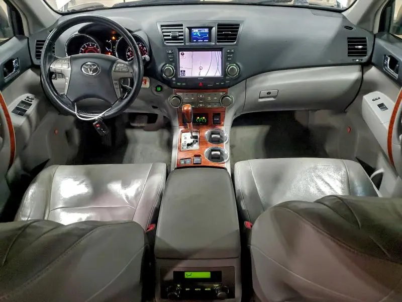 2010 TOYOTA HIGHLANDER LIMITED  