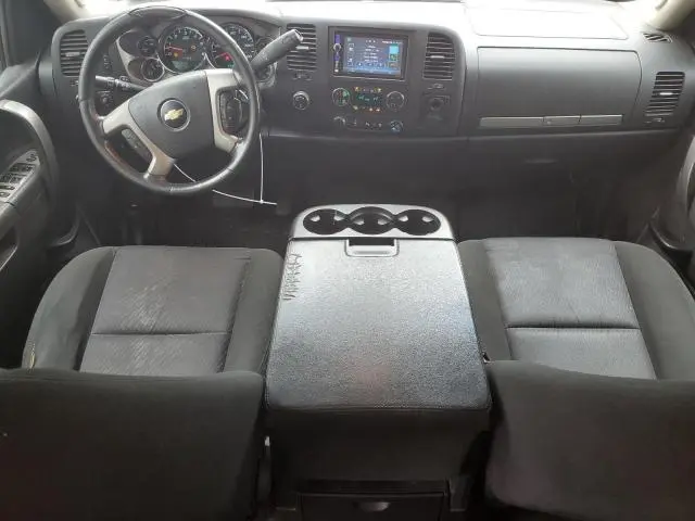 2011 CHEVROLET SILVERADO K1500 LT  