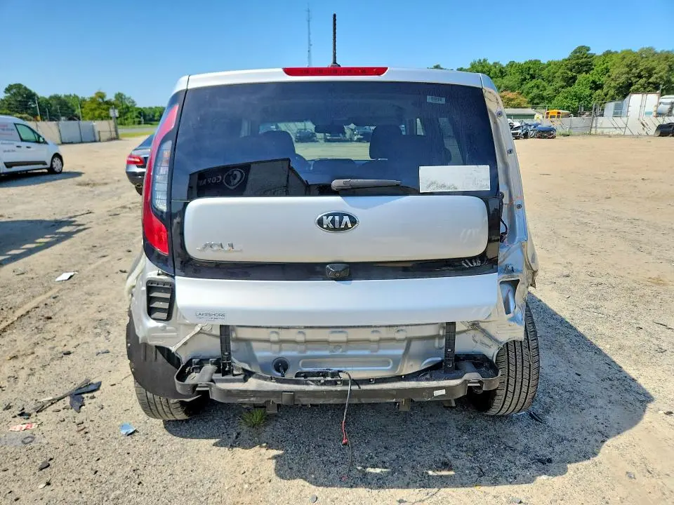 2019 KIA SOUL +  
